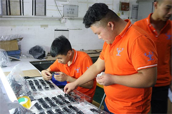 塑膠模具制造廠——博騰納力苛品質(zhì)，追求極致