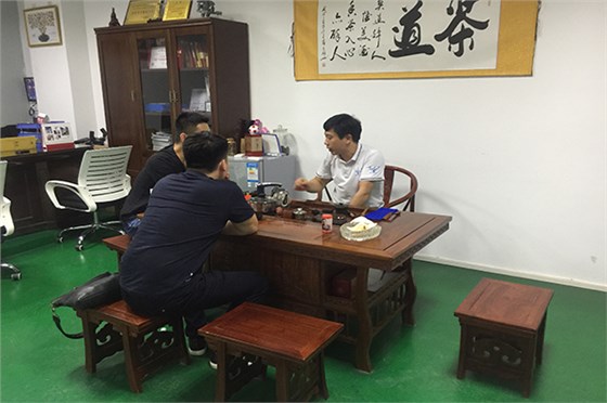 電子產(chǎn)品開模，就找深圳博騰納精密塑膠模具廠！
