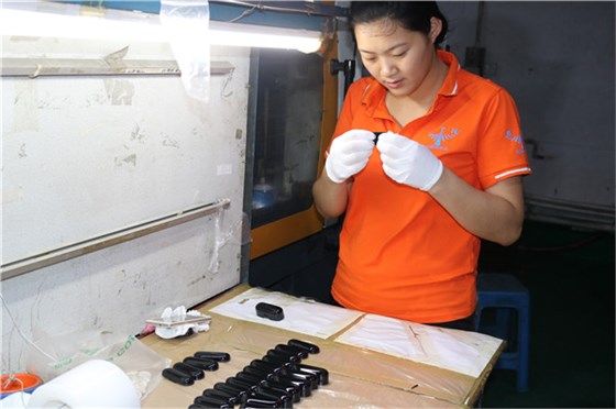 深圳塑膠模具廠：博騰納匠心獨(dú)運(yùn)，打造品質(zhì)模具
