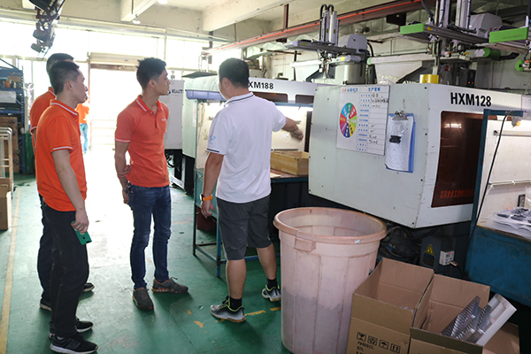 塑膠模具廠——博騰納12年專注塑膠模具定制、注塑加工