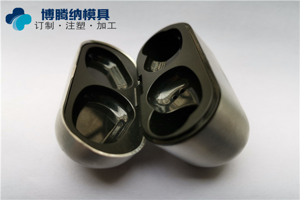 保護(hù)版權(quán)想私模定制？趕緊找博騰納藍(lán)牙耳機(jī)模具廠