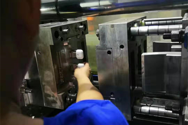 深圳塑膠模具廠——專注高品質(zhì)私模定制的廠家，博騰納